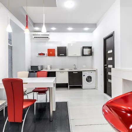 Black And Red Squares Lemberg