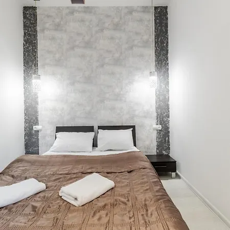 Lägenhet Black And Red Squares *