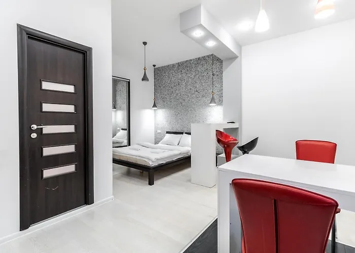 Black And Red Squares * Lwów