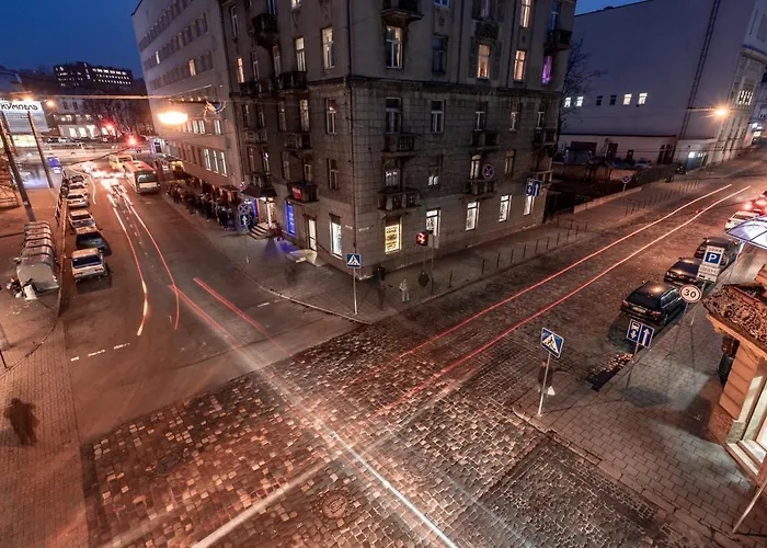 Black And Red Squares