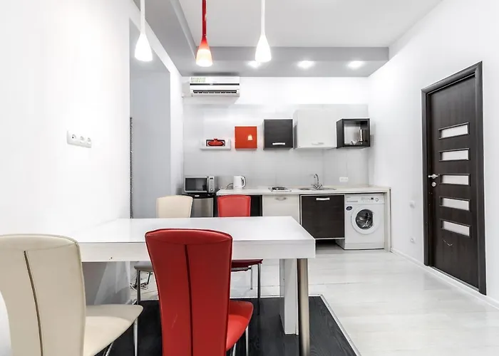 Black And Red Squares Apartment *