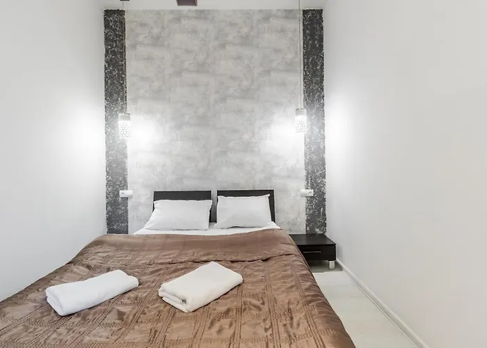 Apartment Black And Red Squares *